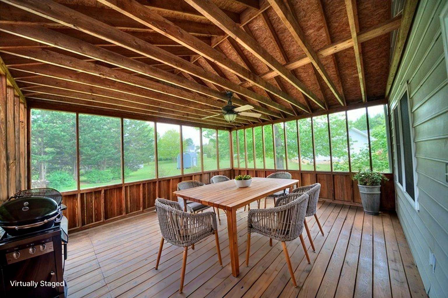 152 Nottingham Ln