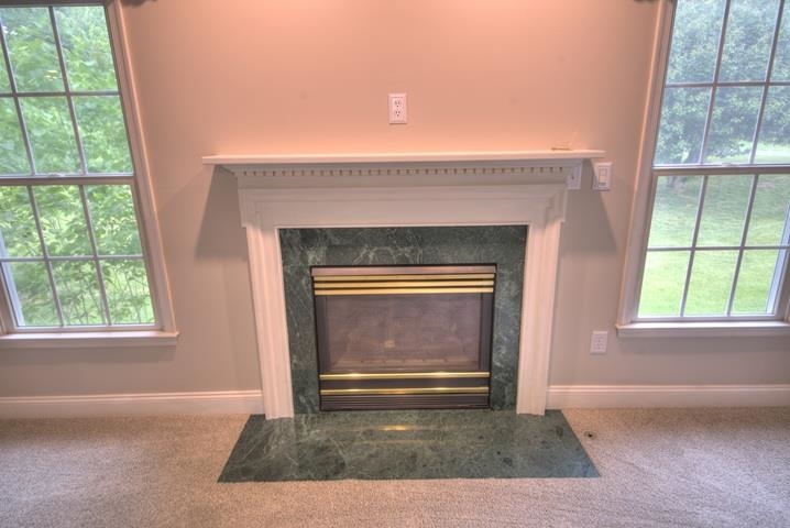 152 Nottingham Ln