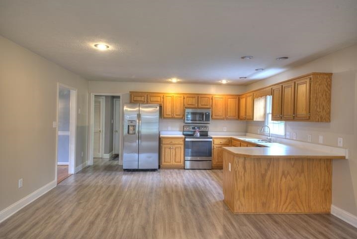 152 Nottingham Ln