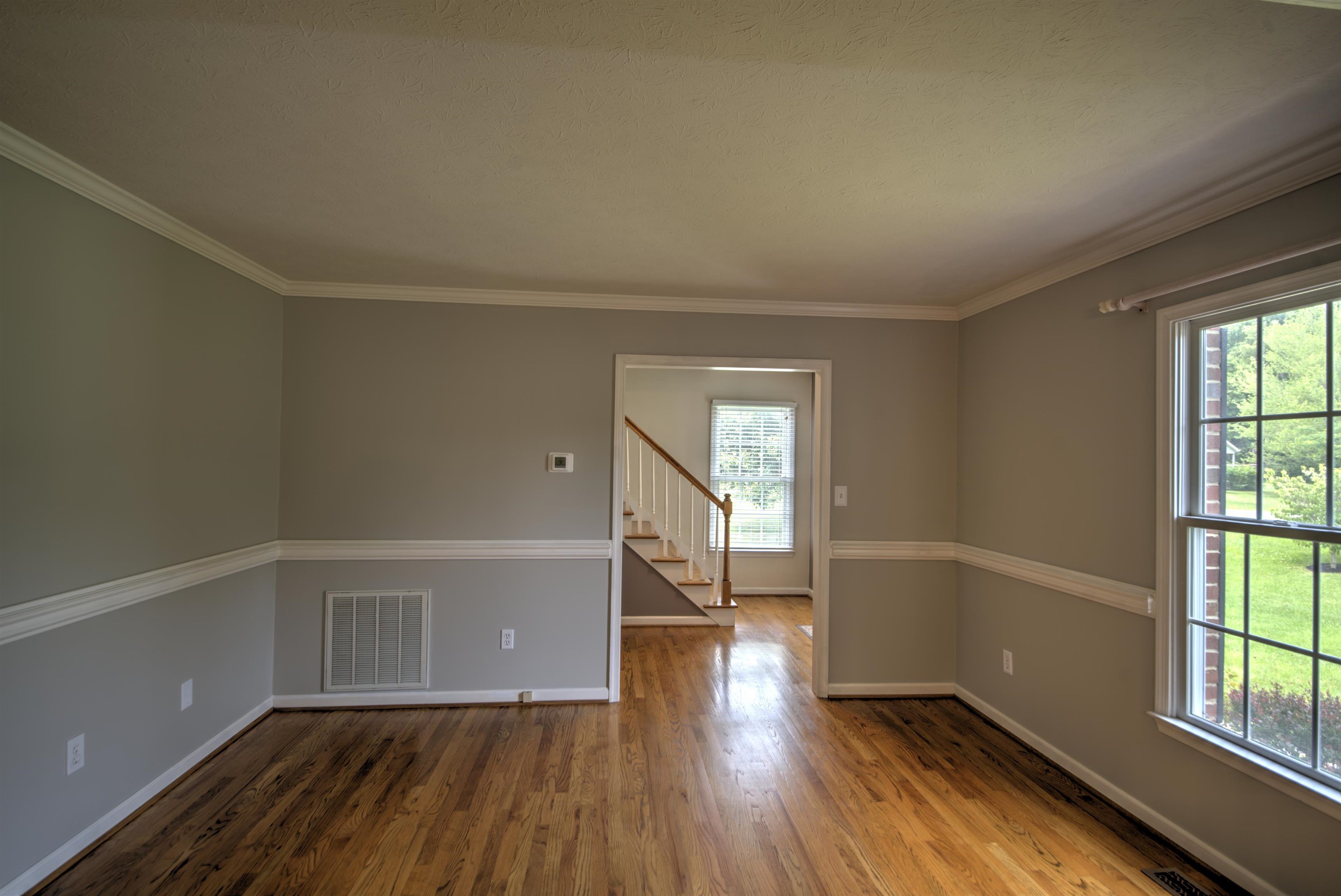 152 Nottingham Ln