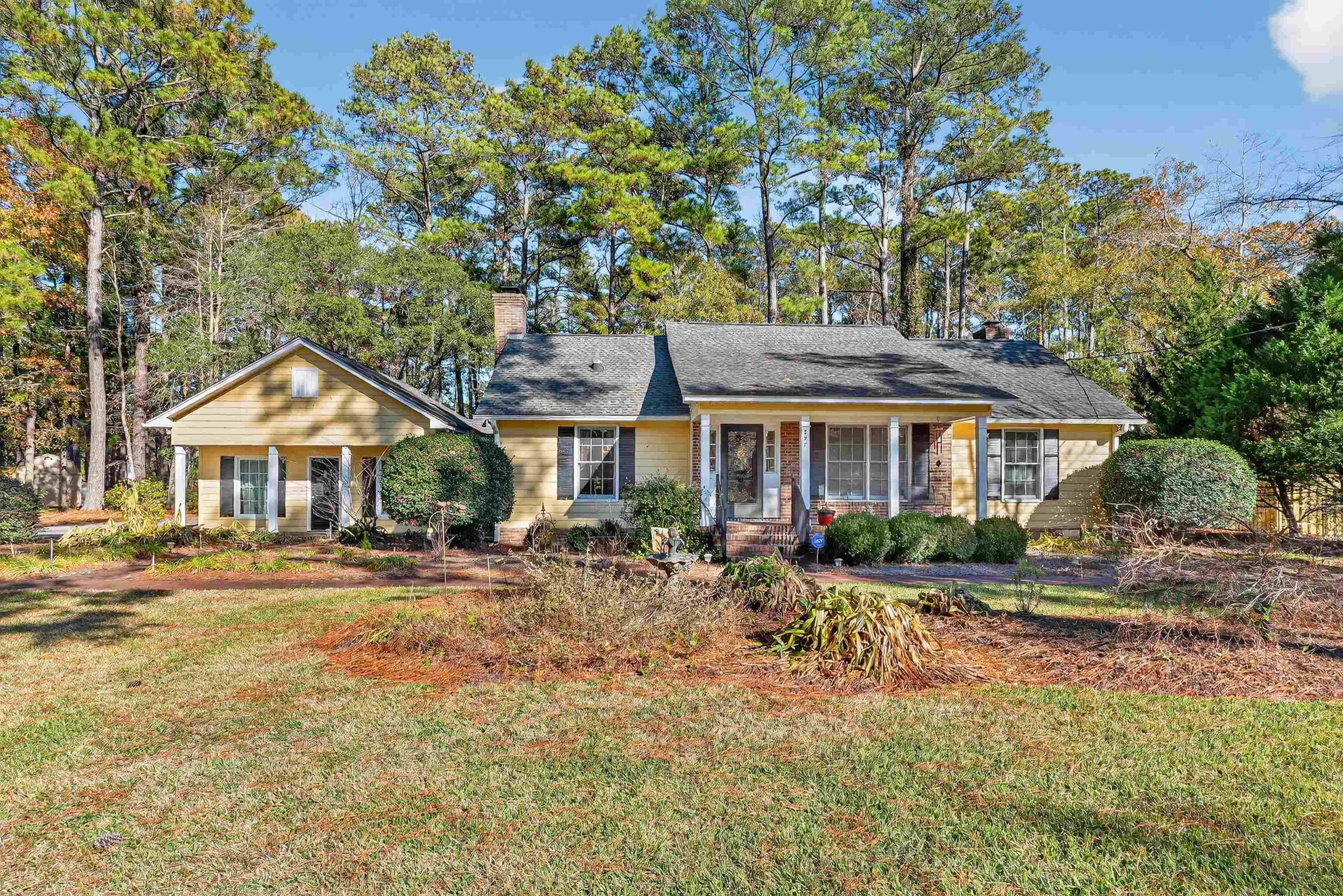 297 Linden Circle Pawleys Island, SC 29585