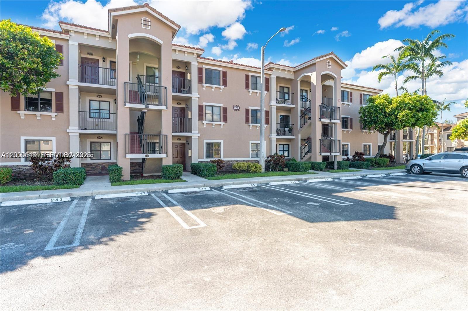 The Courts At Bayshore II