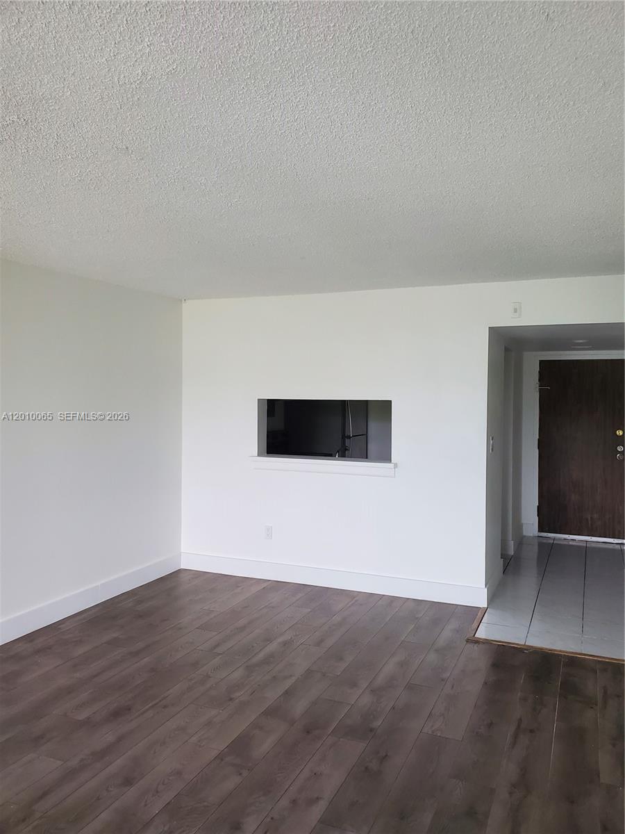 Montecarlo Condo