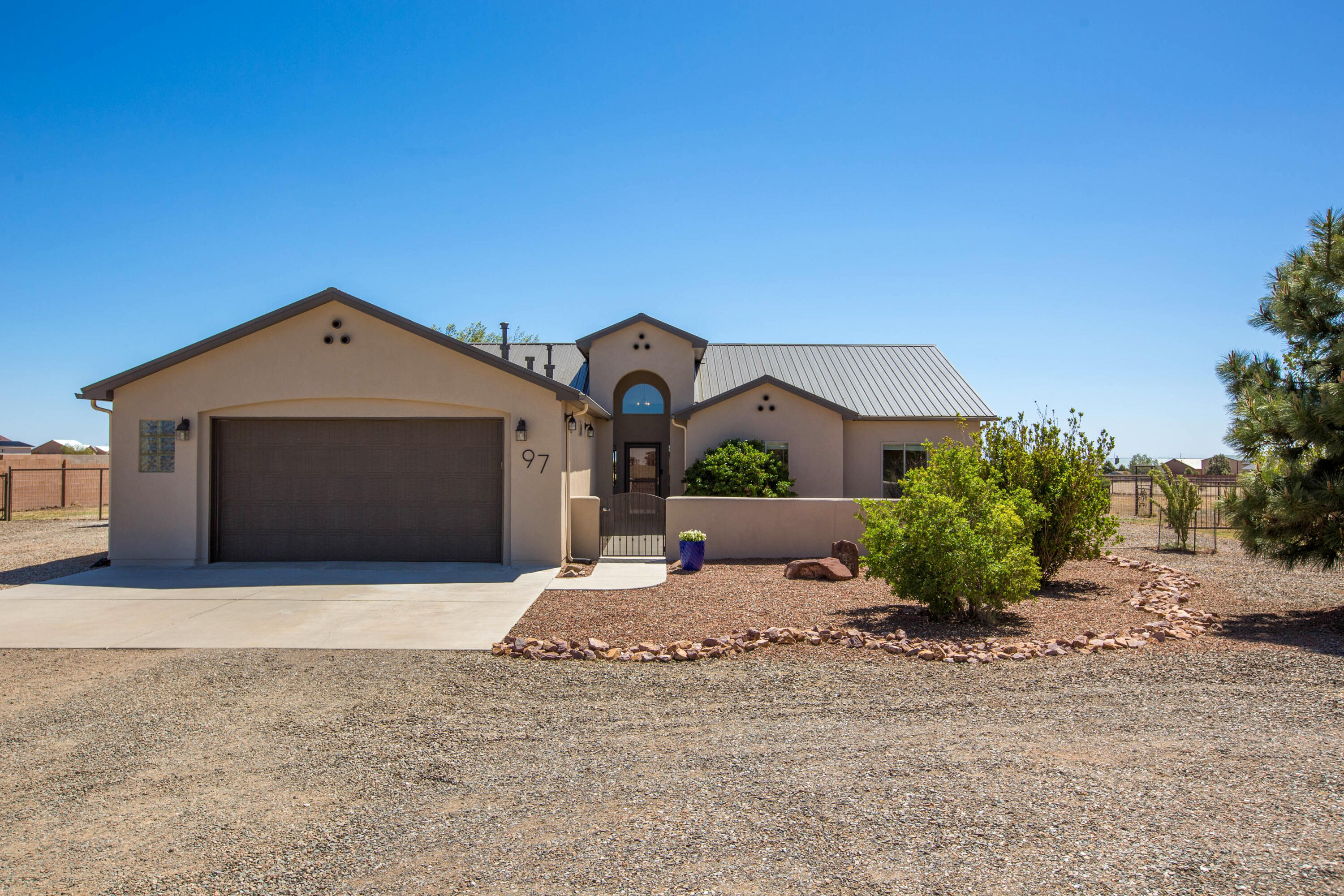 97 Evening Star Loop Edgewood, NM 87015