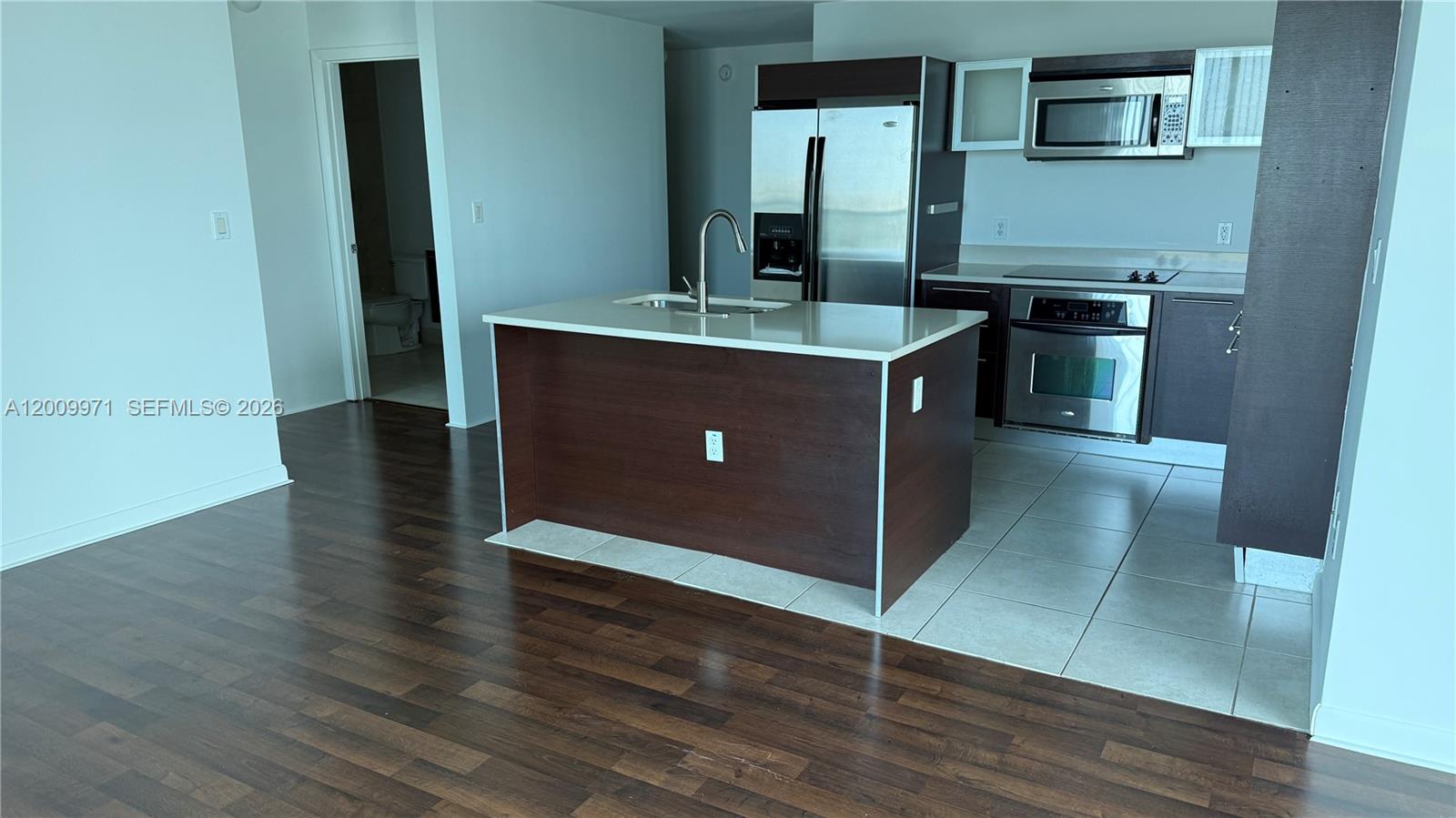Quantum On The Bay Condo