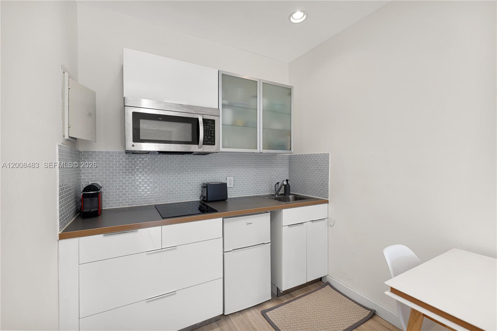 Property photo # 9