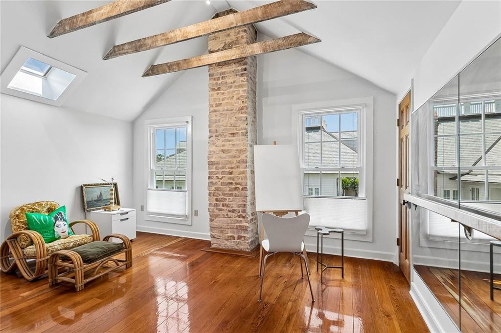 Listing image 21