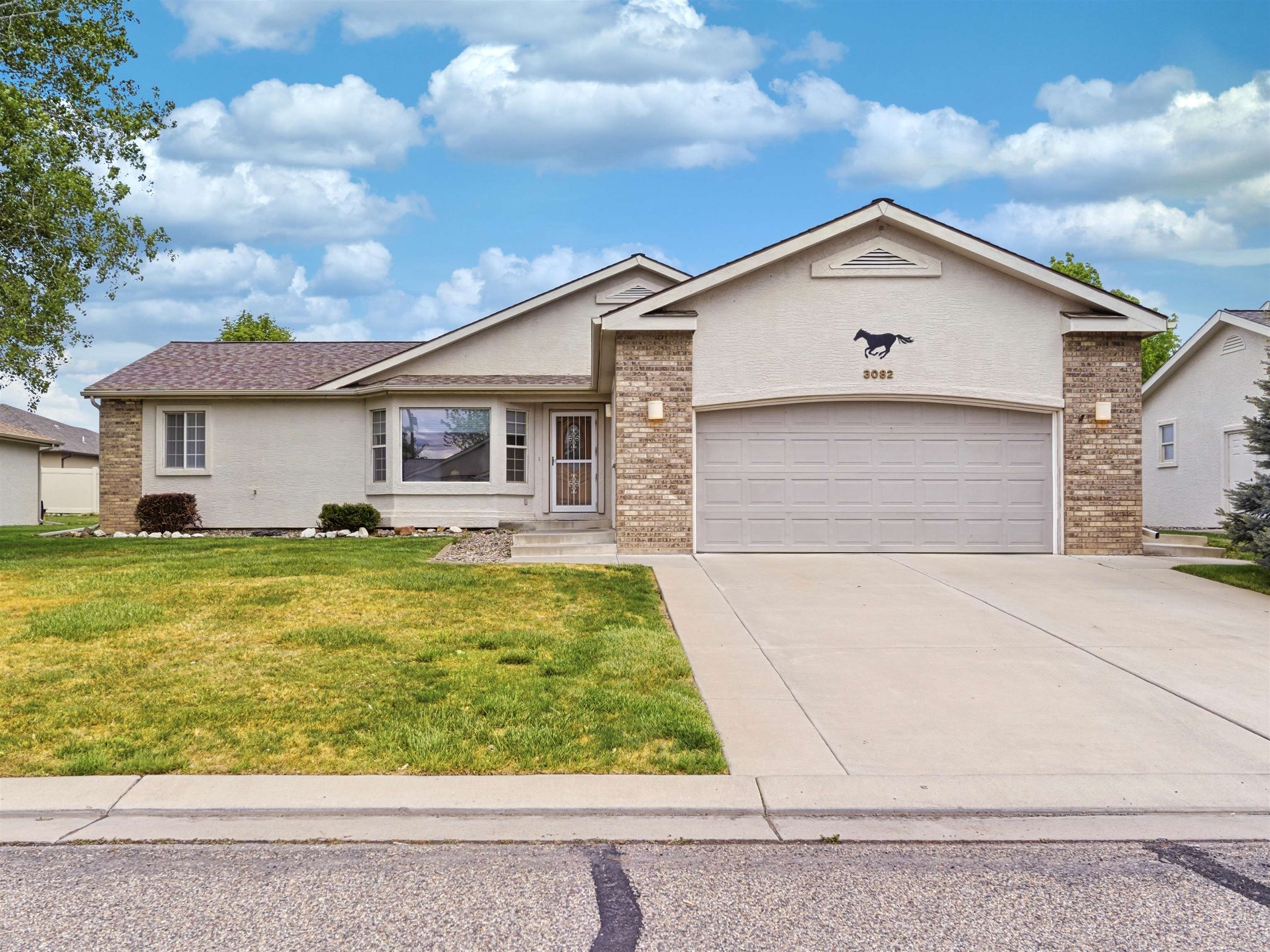 3082 Shadowbrook Court