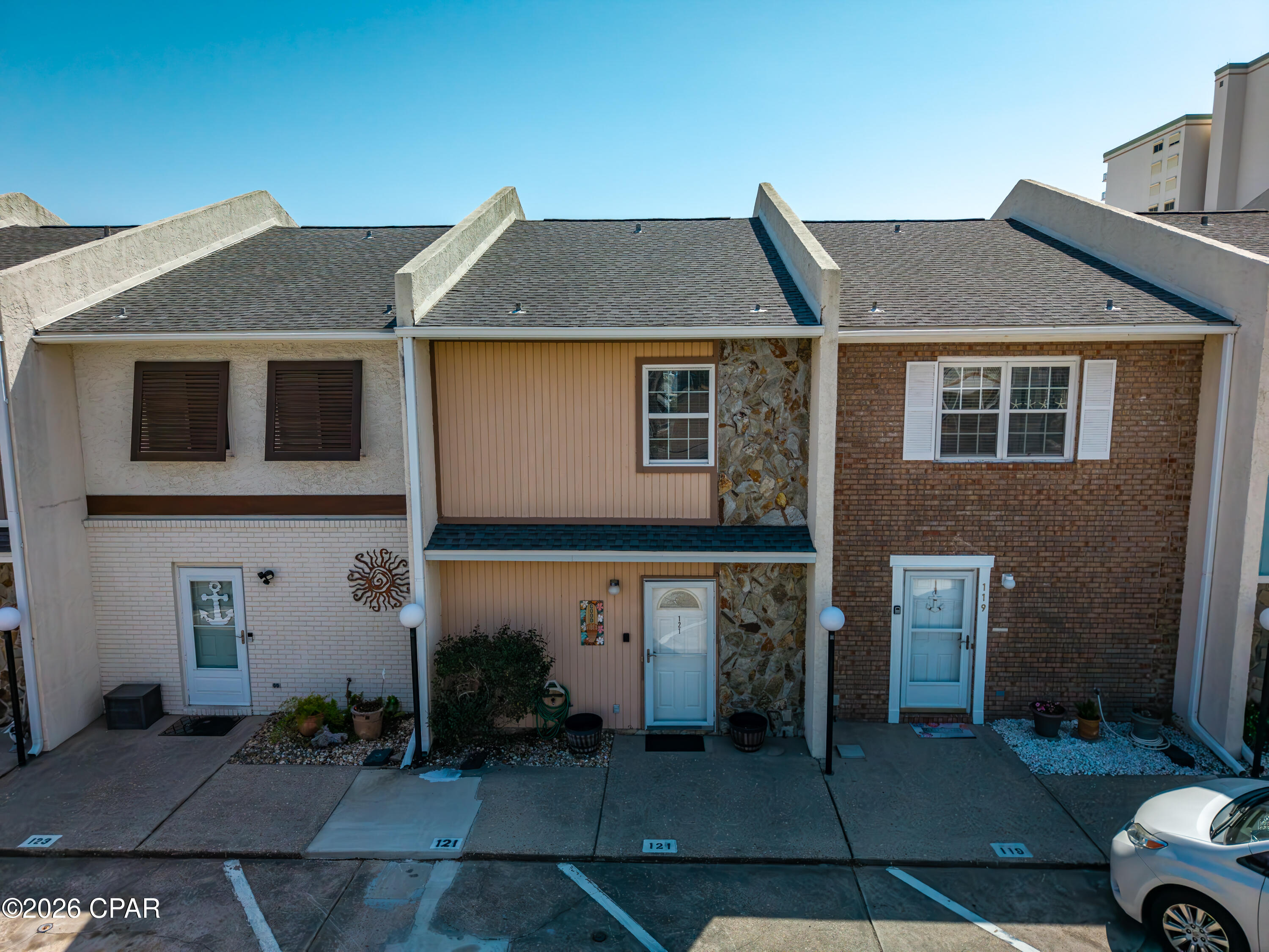 Image 105 For 6215 Thomas Drive 121