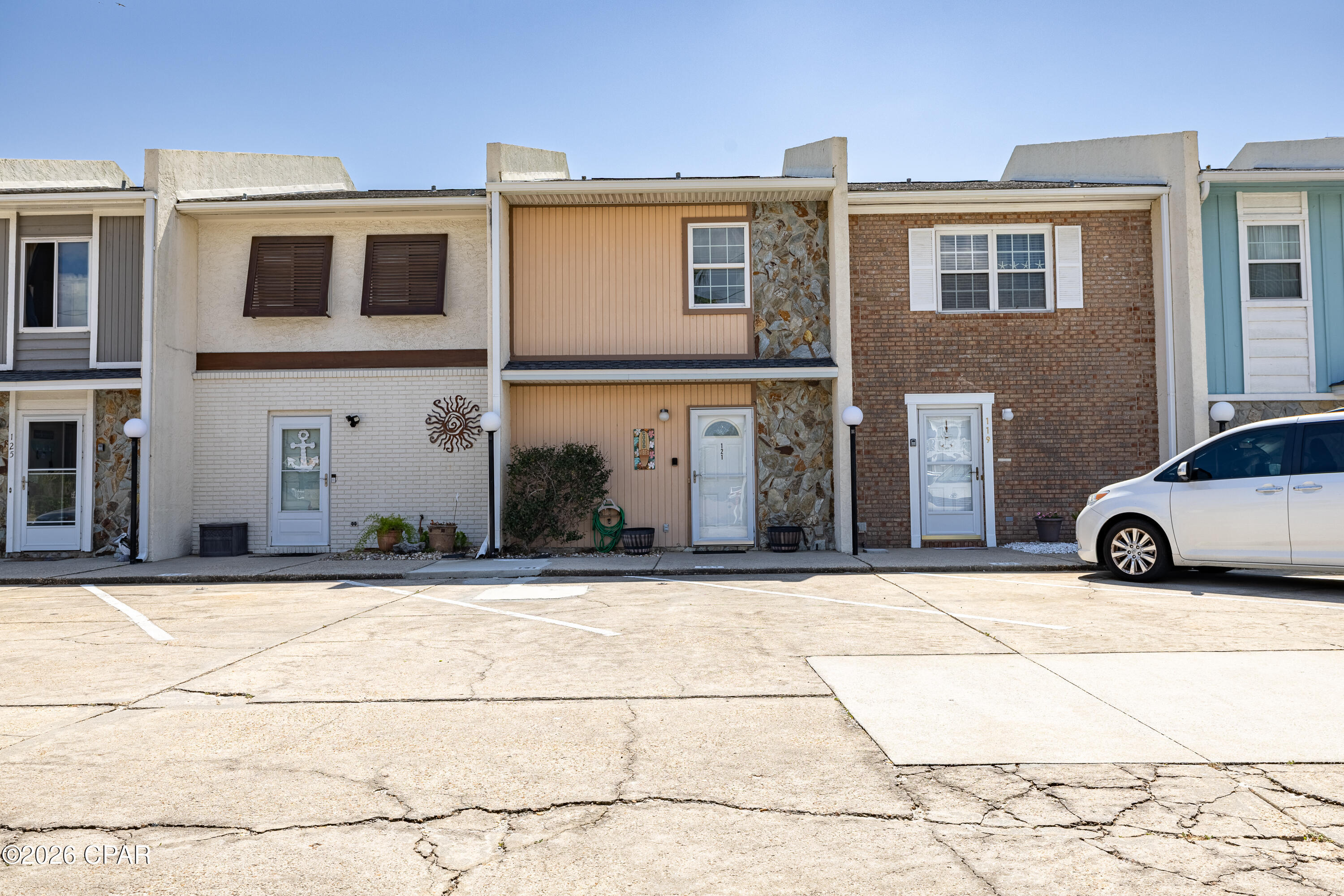 Image 107 For 6215 Thomas Drive 121