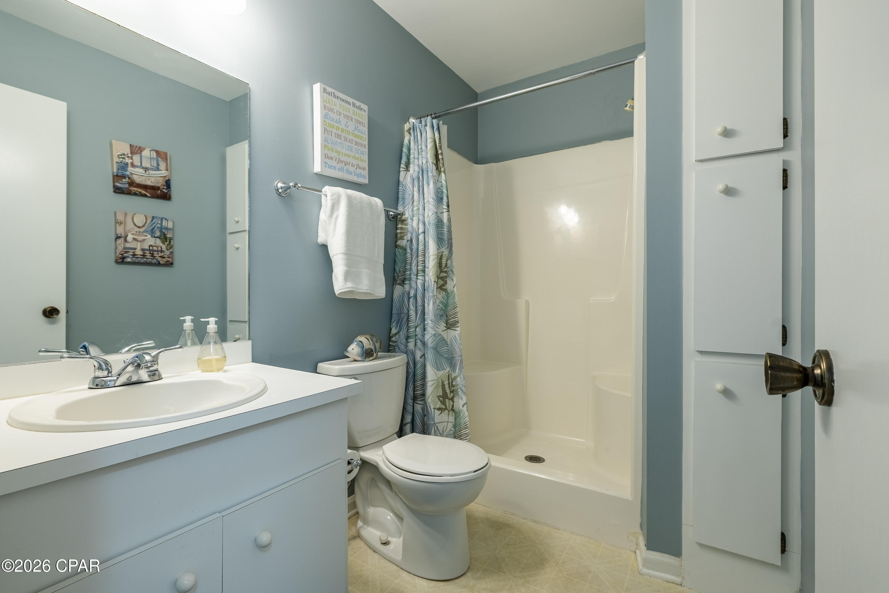 Image 5 For 6215 Thomas Drive 121