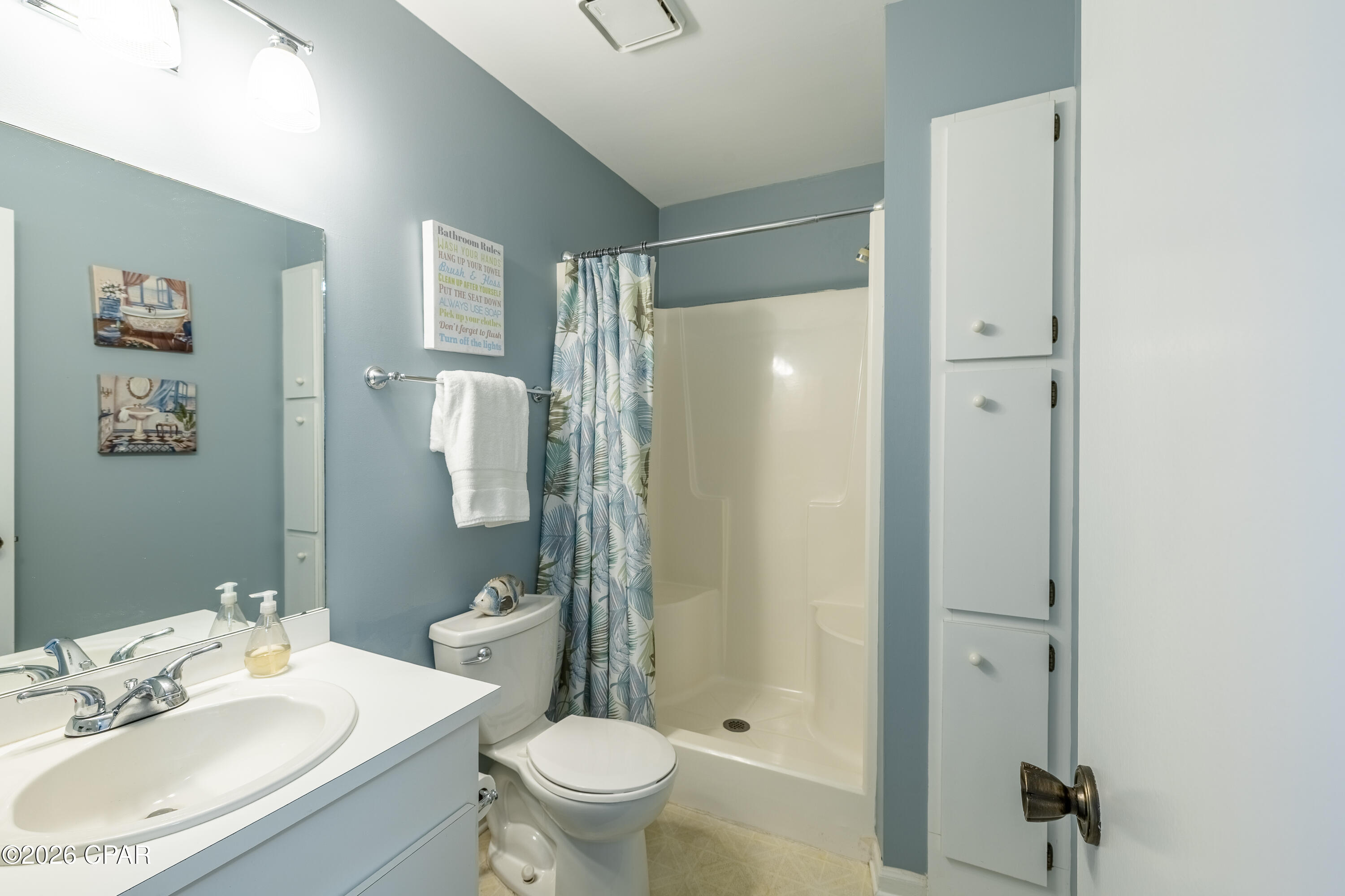Image 6 For 6215 Thomas Drive 121