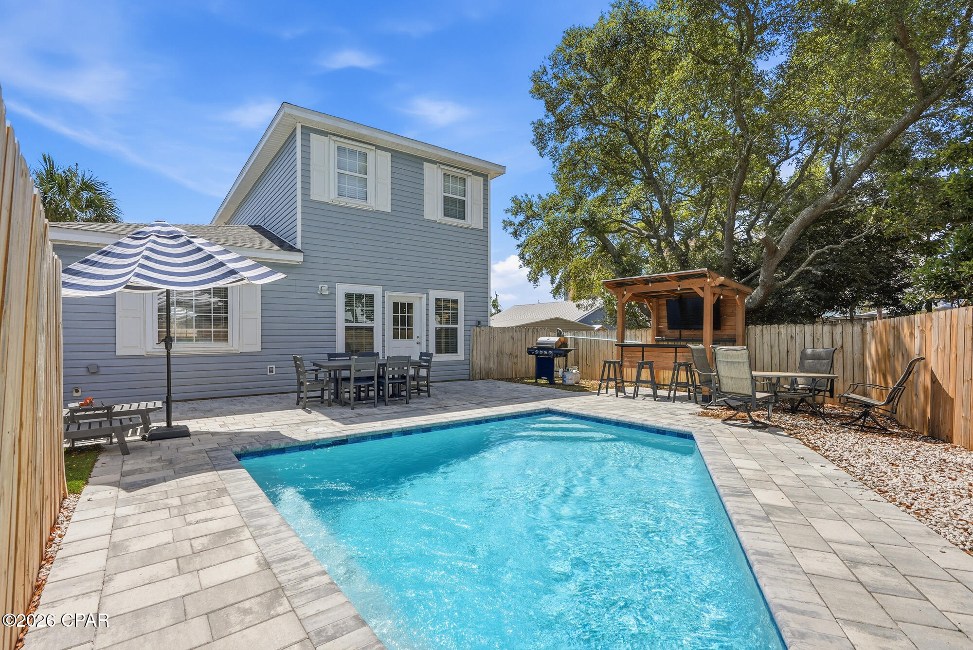 Image 2 For 214 Sands Street
