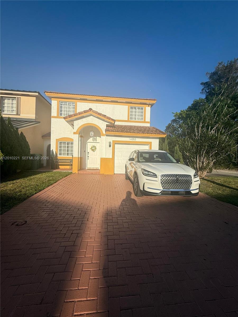 Precious Homes At Twin La