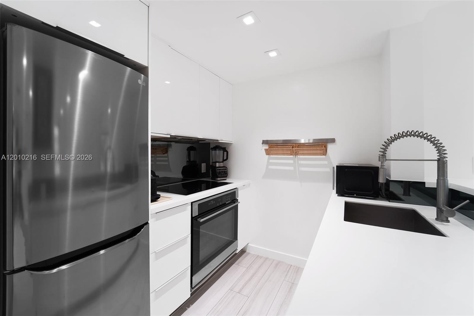 Property photo # 3