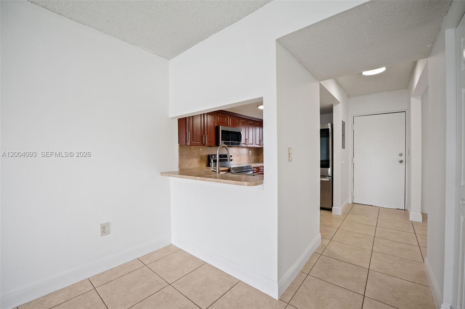 Homes for sale in Hialeah Gardens, FL | 9915 W Okeechobee Rd #2-403, Hialeah Gardens, FL 33016 | MLS# A12004093