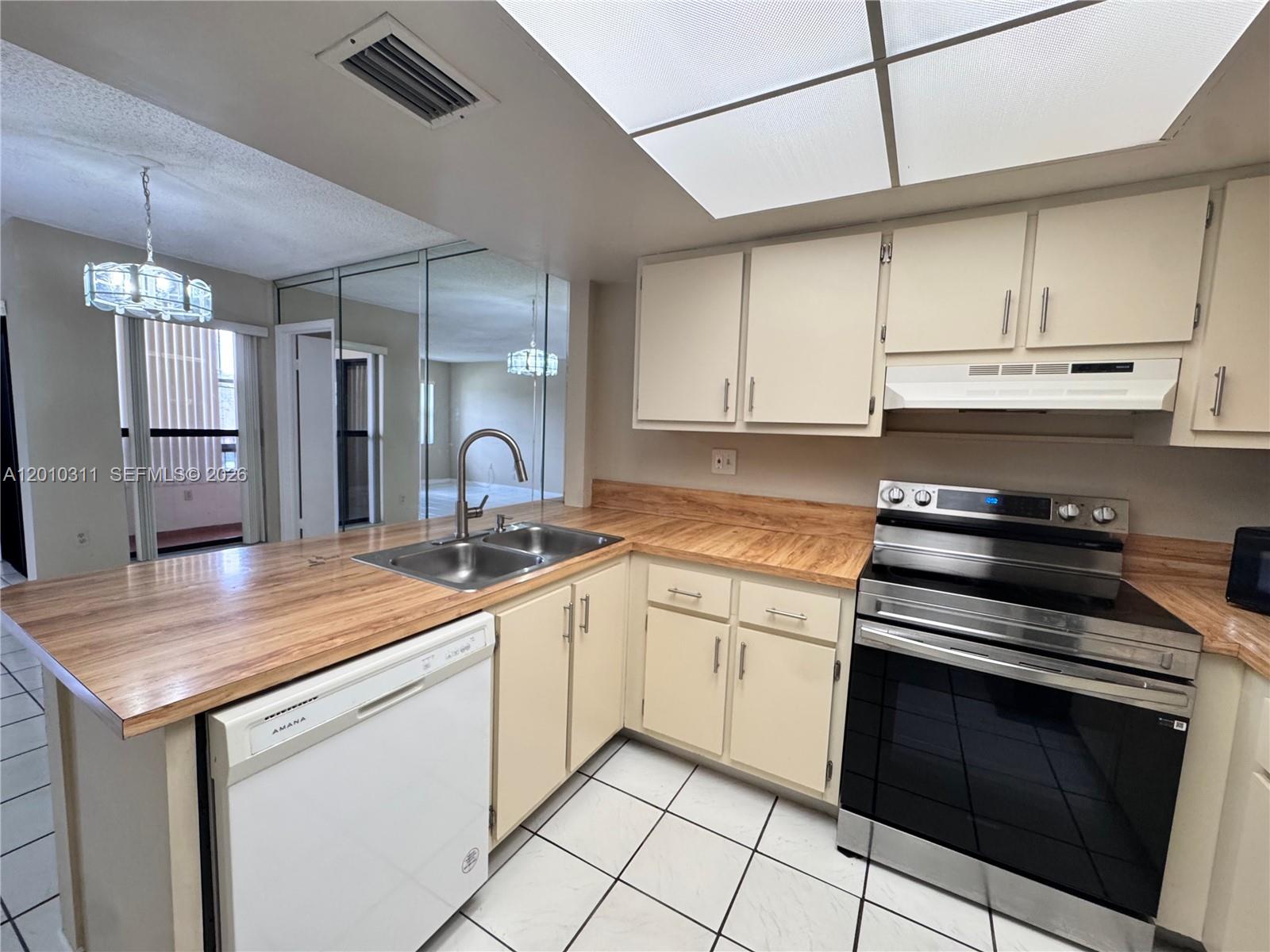 Property photo # 4