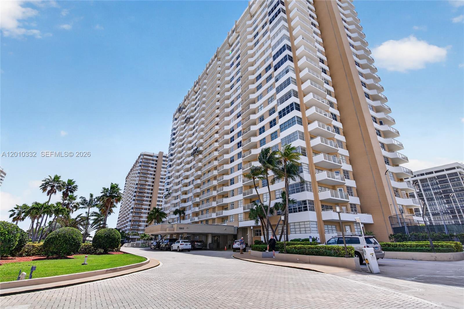 Hemispheres Condo