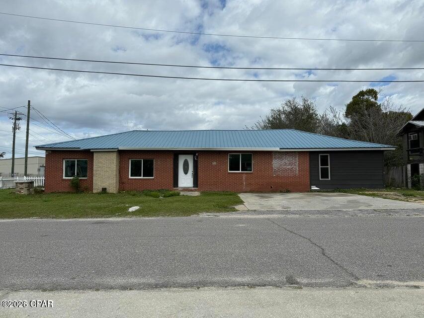 Listing Details for 816 East Avenue, Panama City, FL 32401