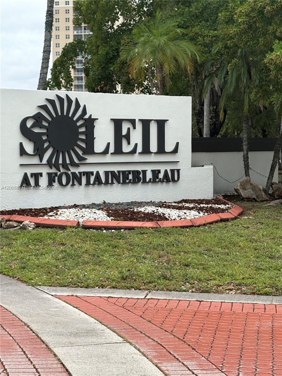 Soleil At Fontainebleau C