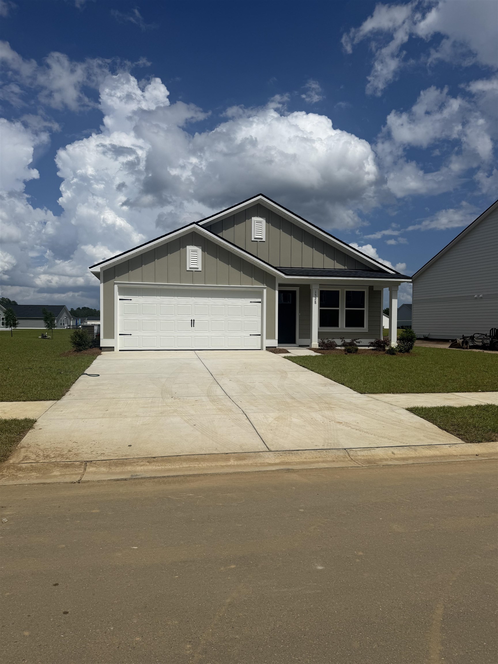1328 King Oaks Loop Conway, SC 29526