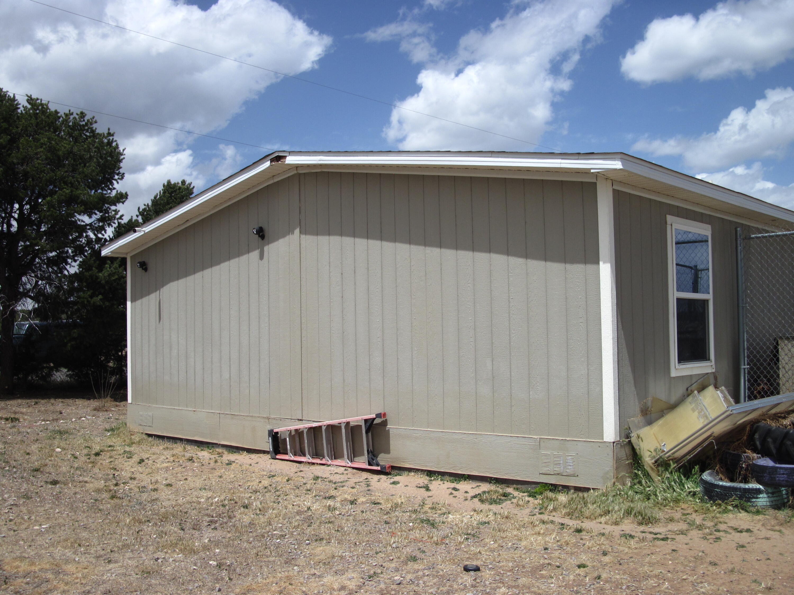 Homes for sale in Tijeras, NM | 2 Miller Ln, Tijeras, NM 87059 | MLS# 1102609