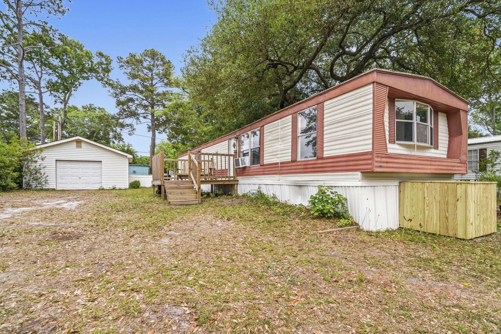 2736 Capricorn Dr. Myrtle Beach, SC 29575