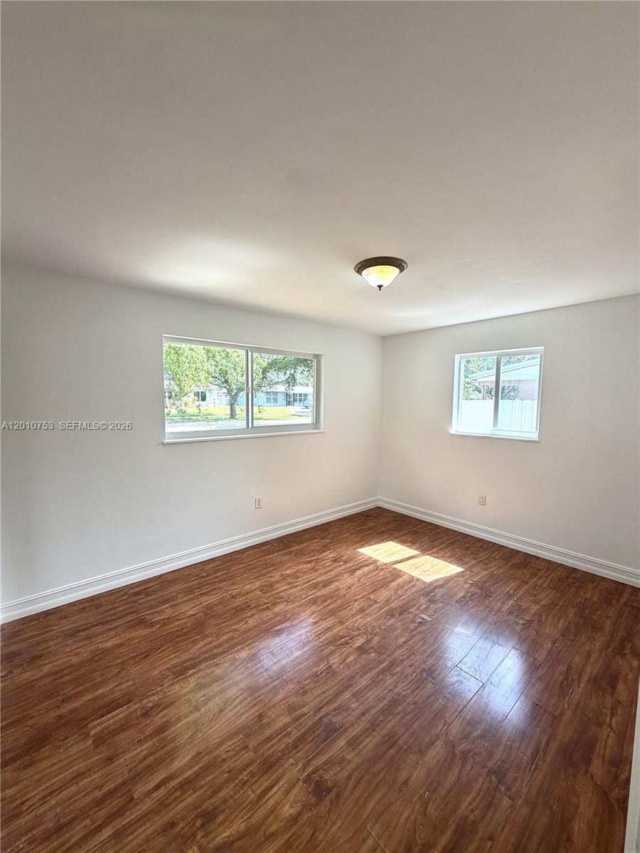 Property photo # 6