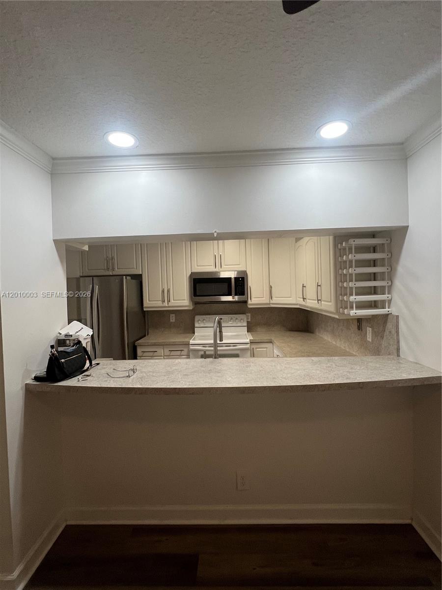 Property photo # 2