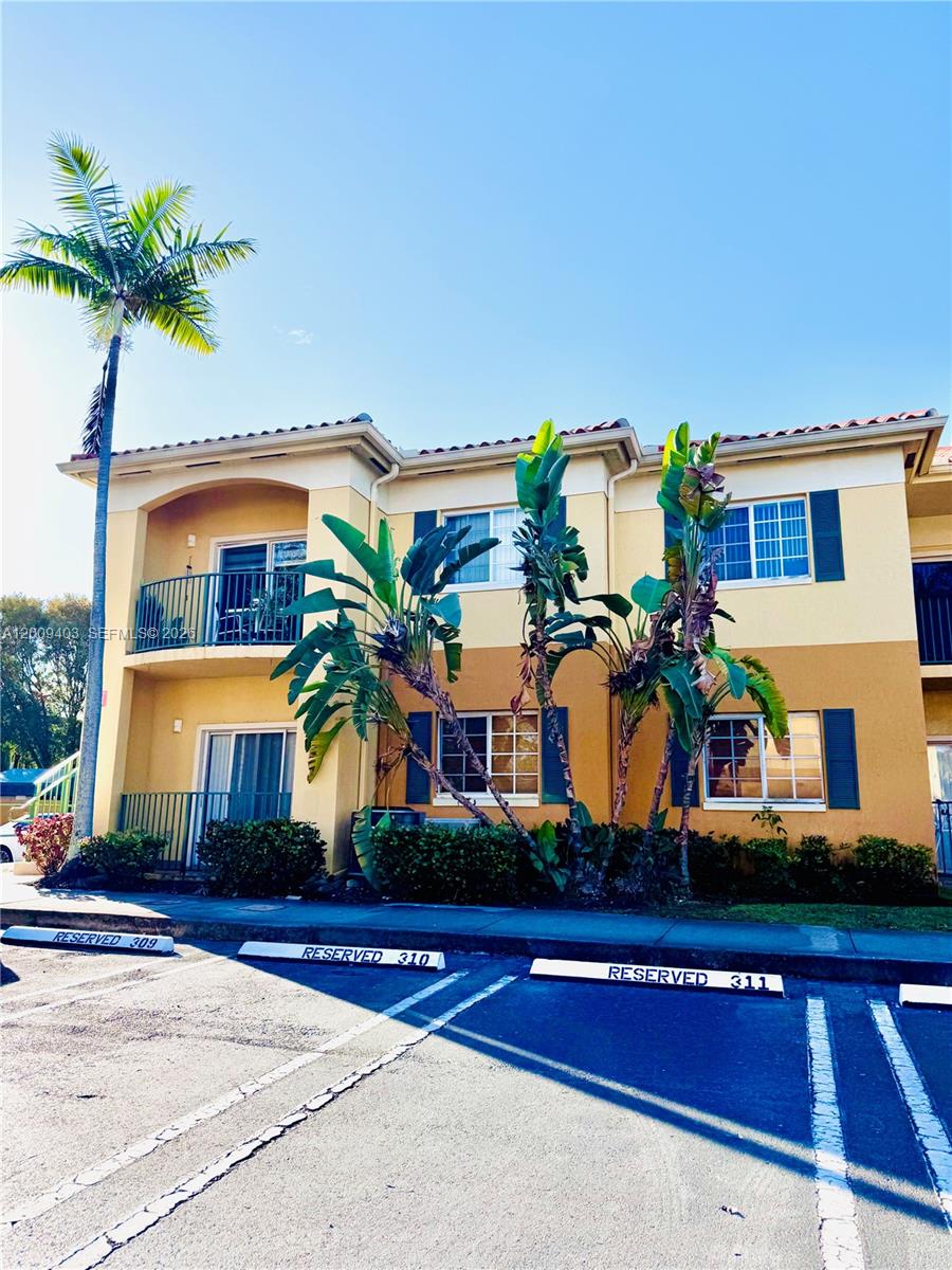 Palm Gardens At Doral