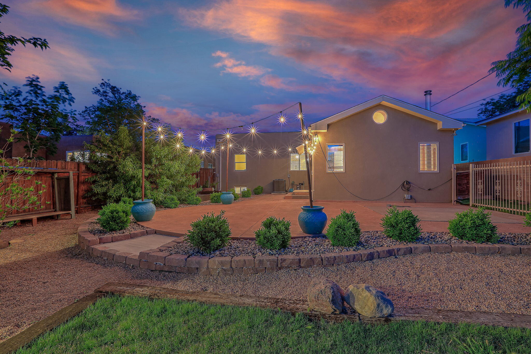 Homes for sale in Albuquerque, NM | 415 Amherst Dr Se, Albuquerque, NM 87106 | MLS# 1102638