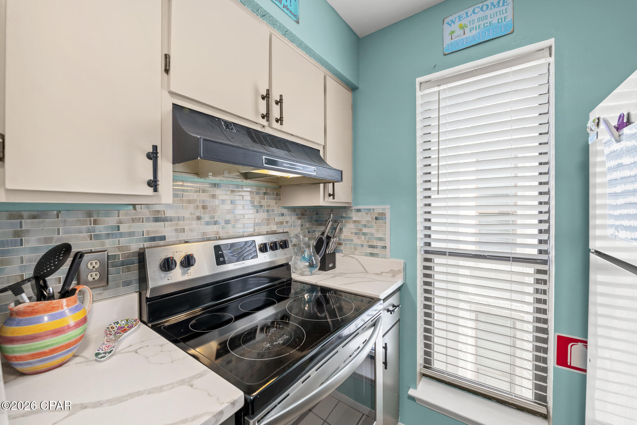 Image 11 For 17614 Front Beach Road 13d