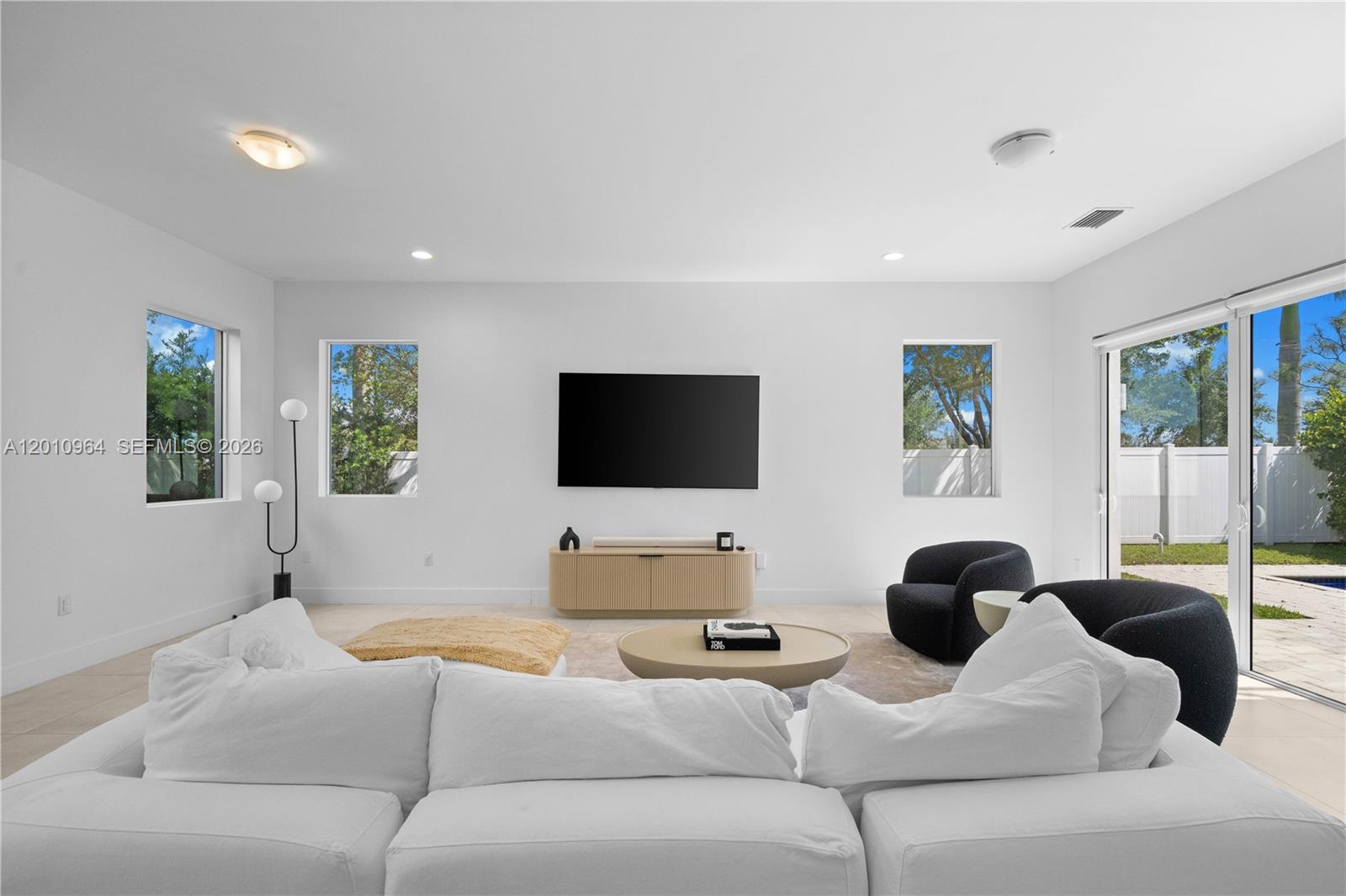 Property photo # 0