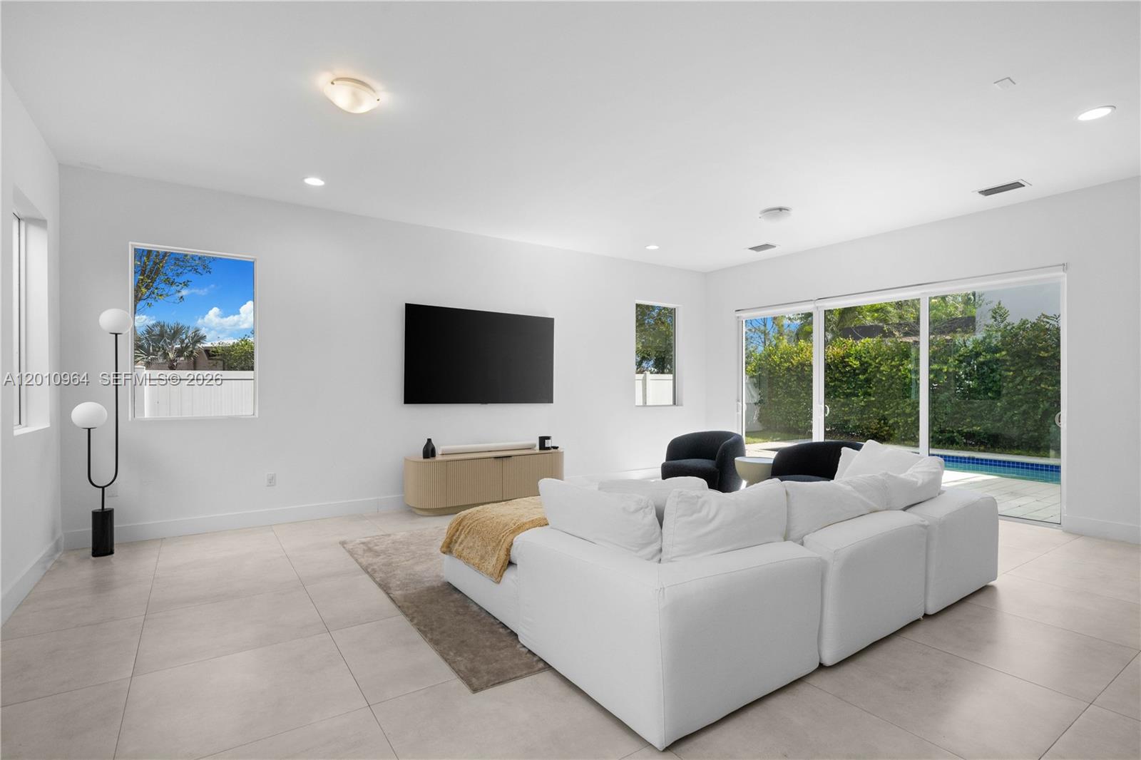 Property photo # 8