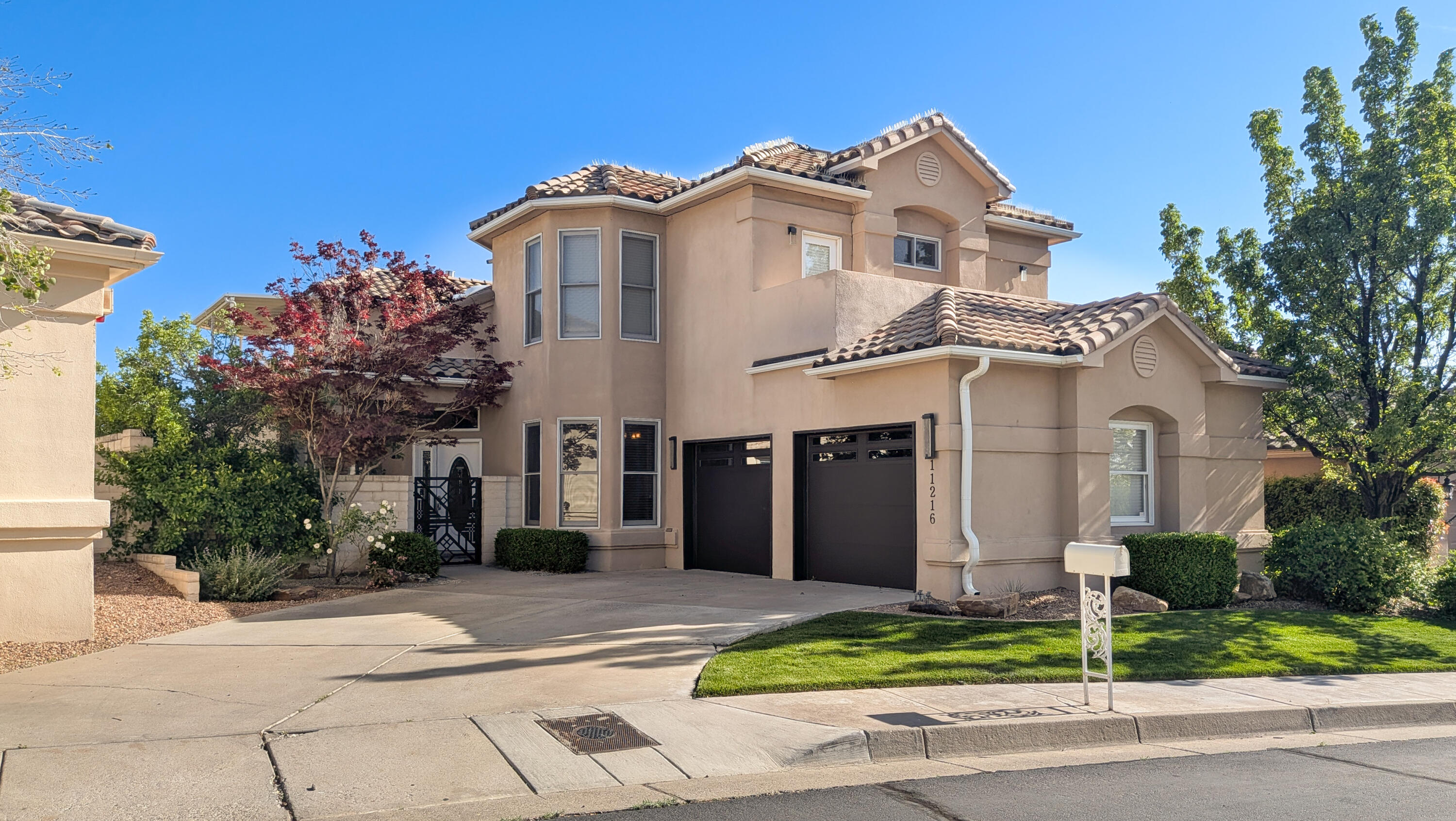 11216 Los Lagos NE, Albuquerque