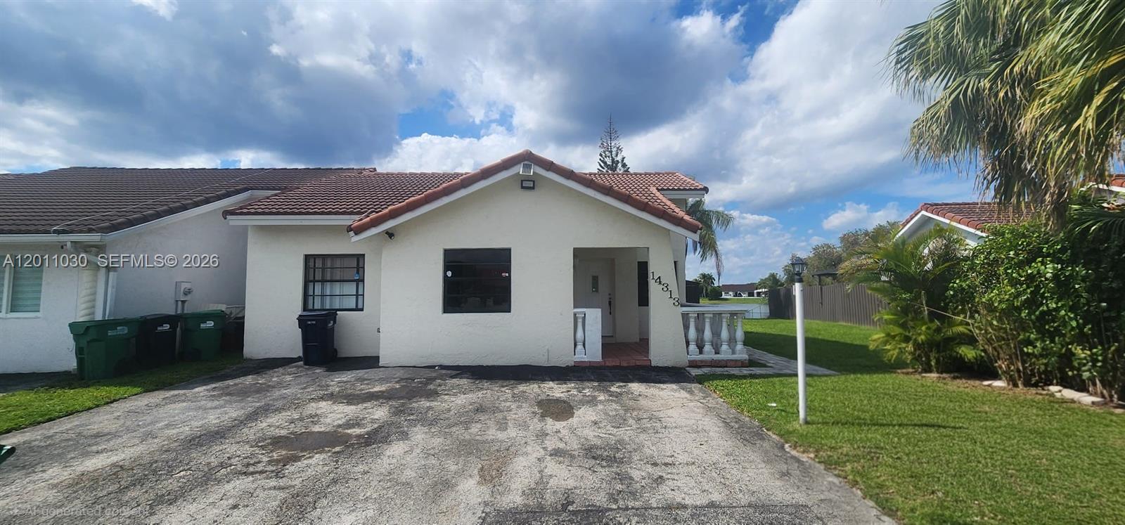 Property photo # 1