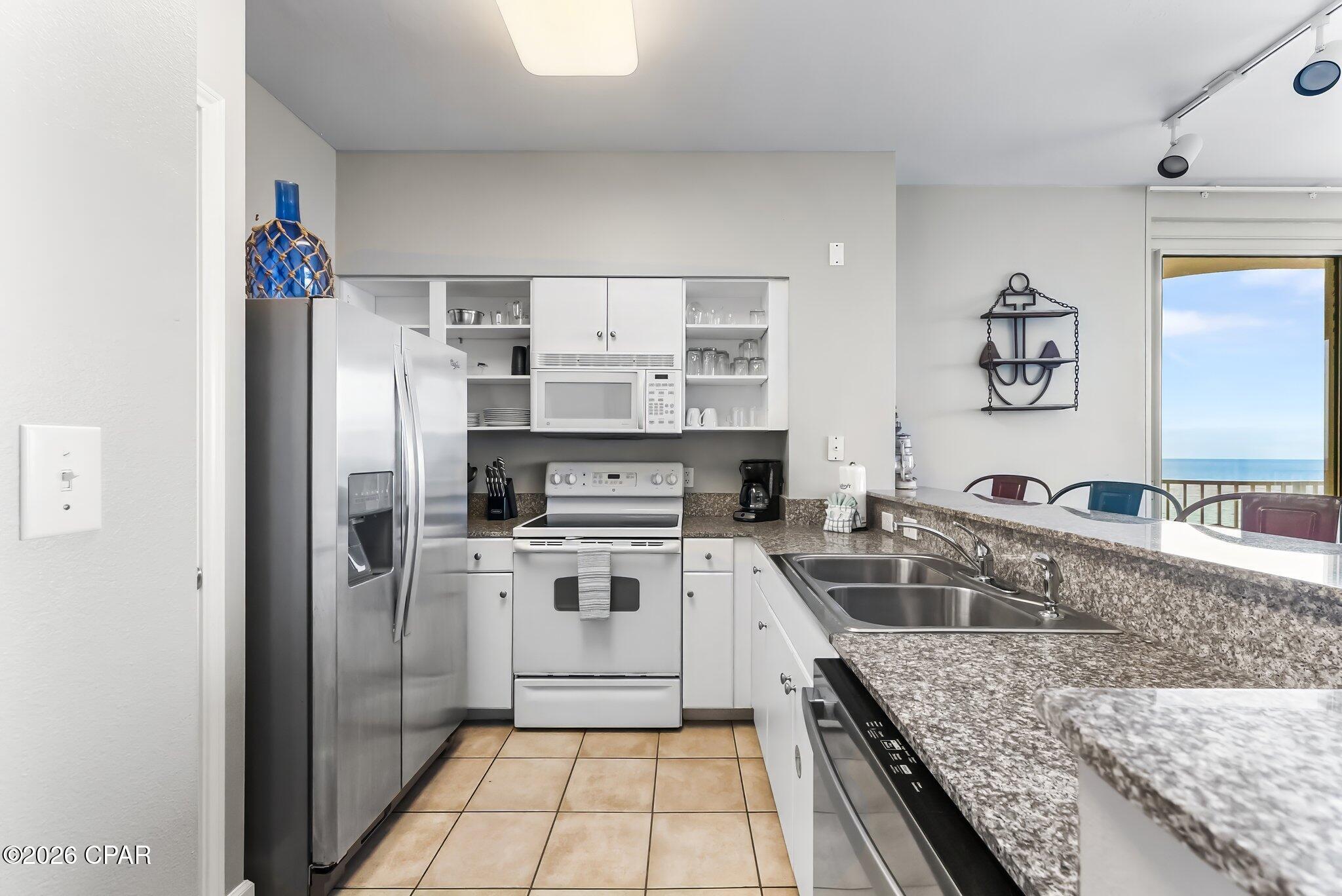 Image 9 For 9900 Thomas Drive 1103