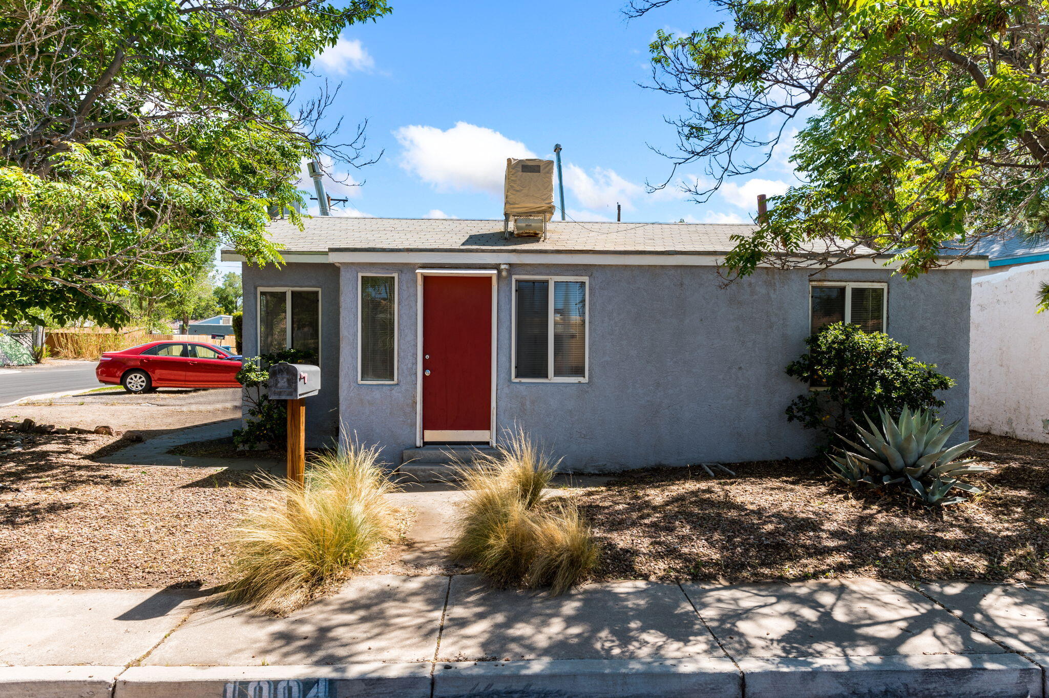 2nd image of 1004 Santa Fe Ave Sw, Albuquerque, NM 87102 | MLS# 1102676