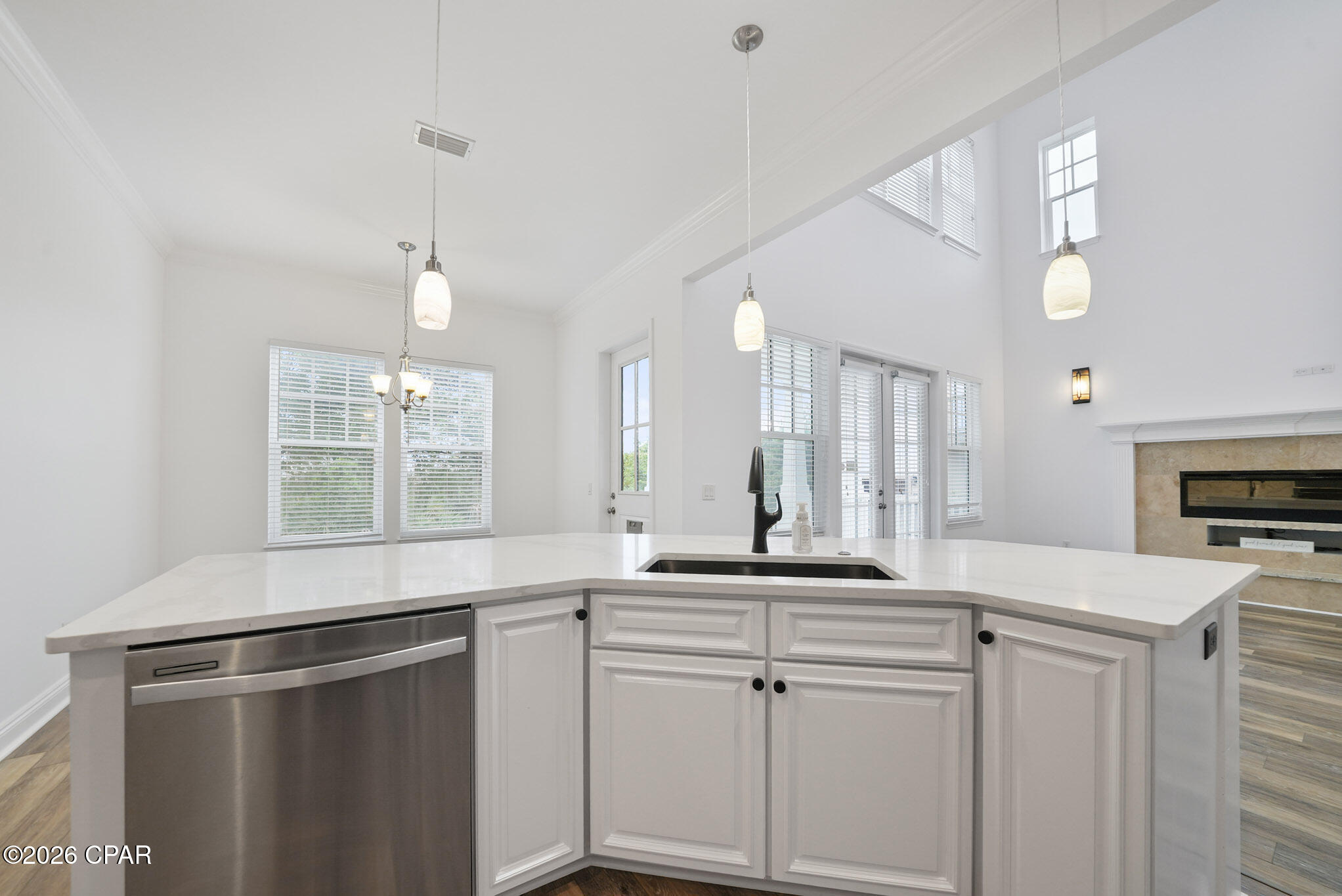 Image 15 For 300 Coconut Grove Court