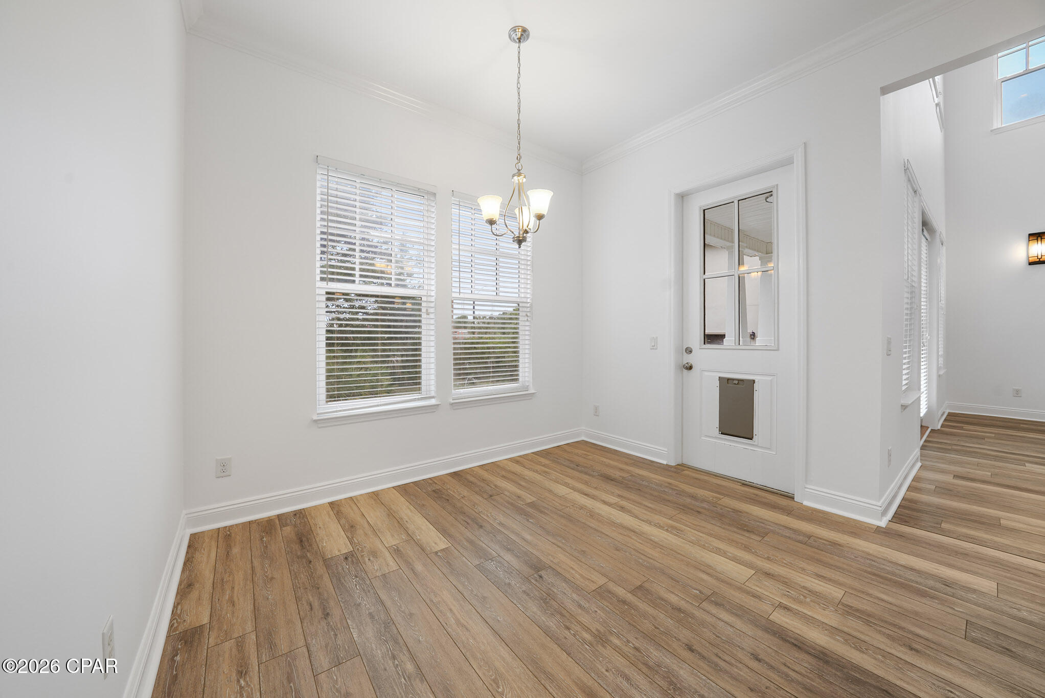 Image 17 For 300 Coconut Grove Court
