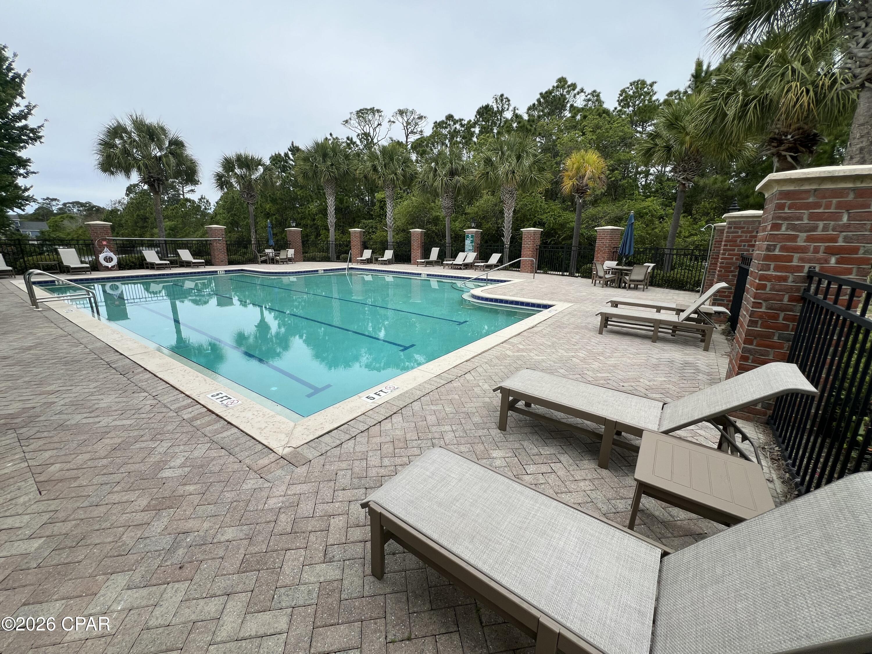 Image 81 For 300 Coconut Grove Court