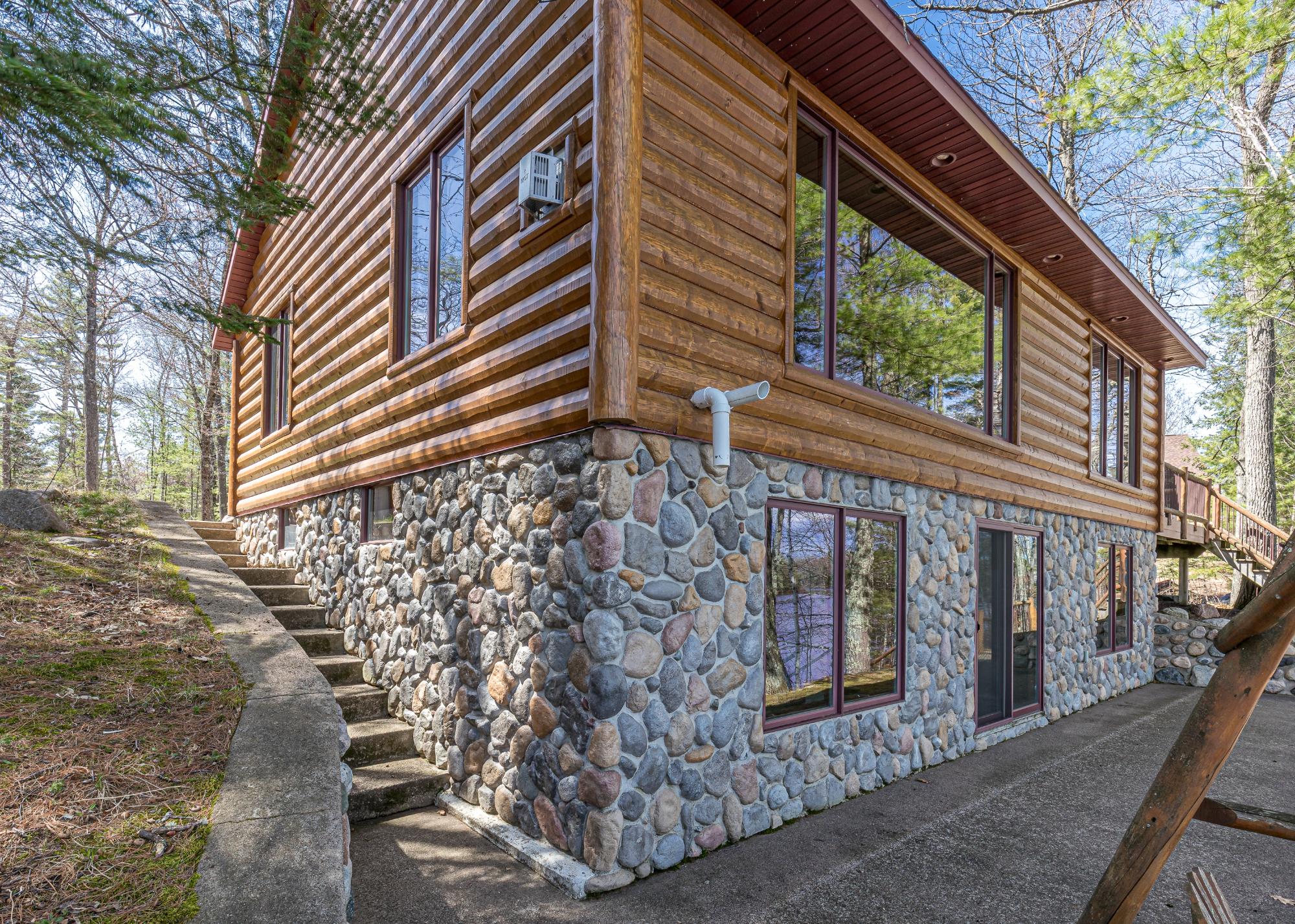 Little Crawling Stone Property 1548 Silver Beach Dr Photo 23