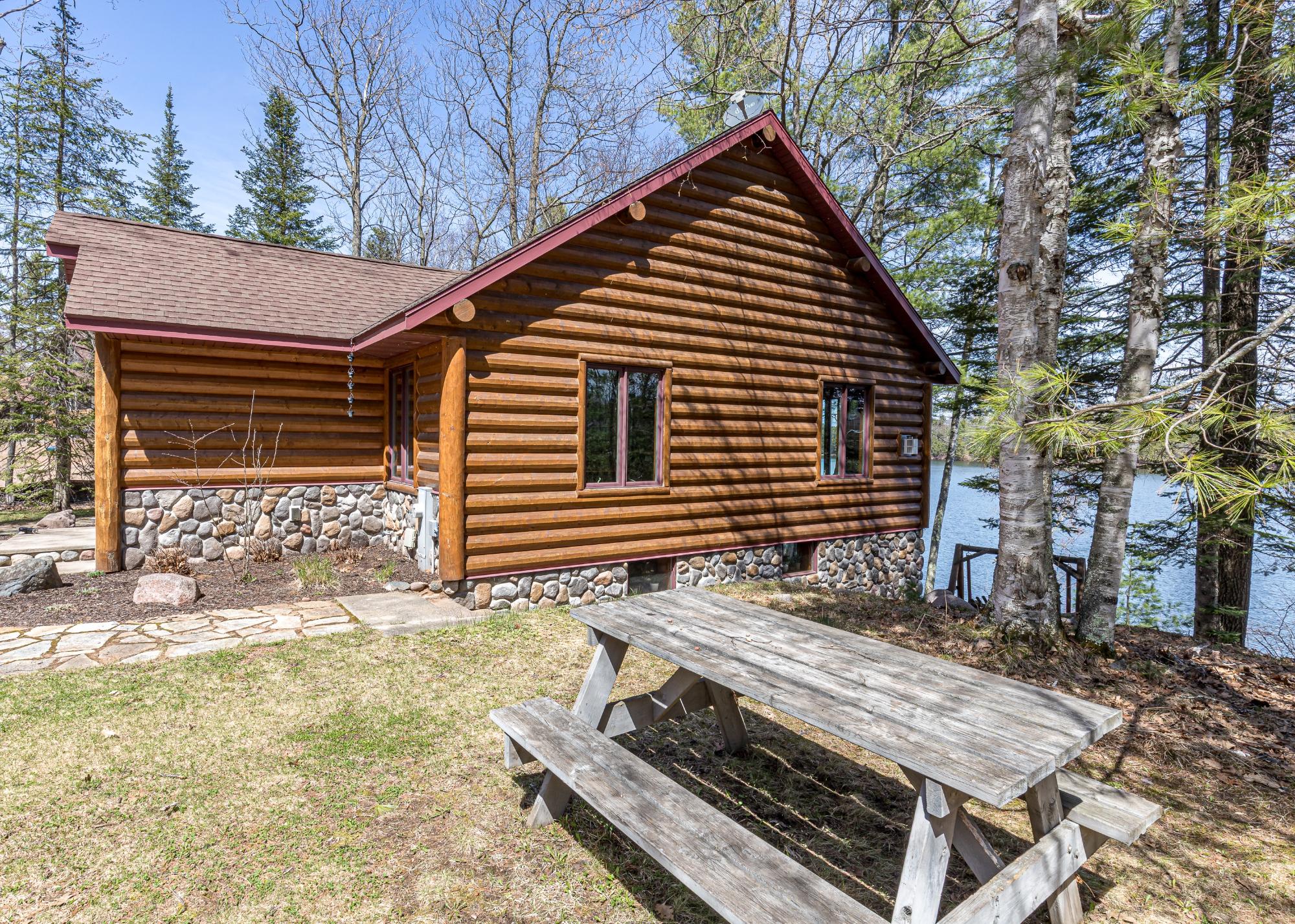 Little Crawling Stone Property 1548 Silver Beach Dr Photo 27