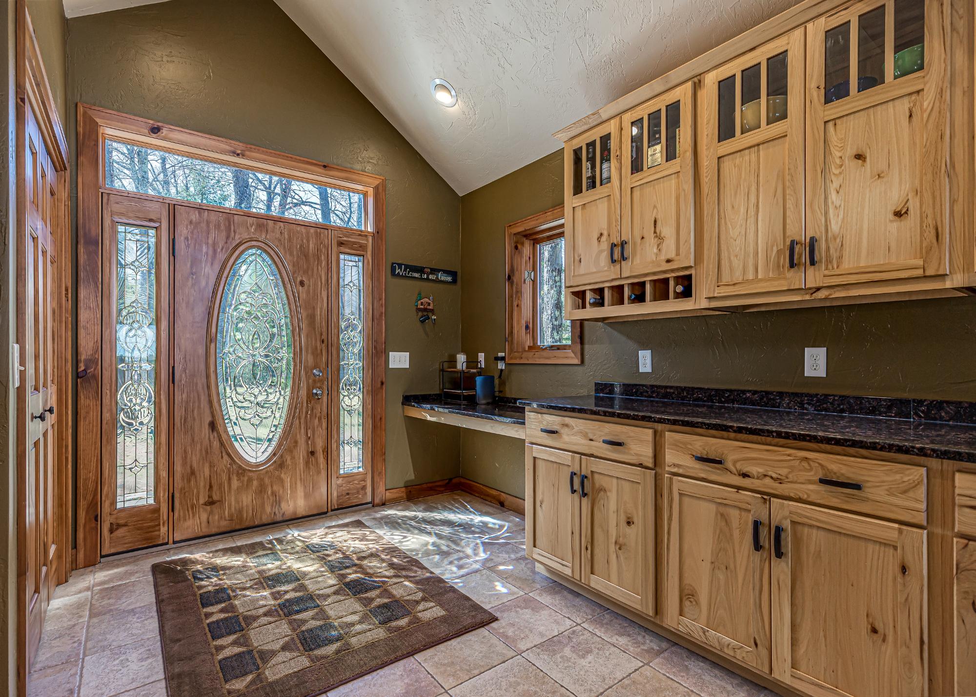 Little Crawling Stone Property 1548 Silver Beach Dr Photo 4