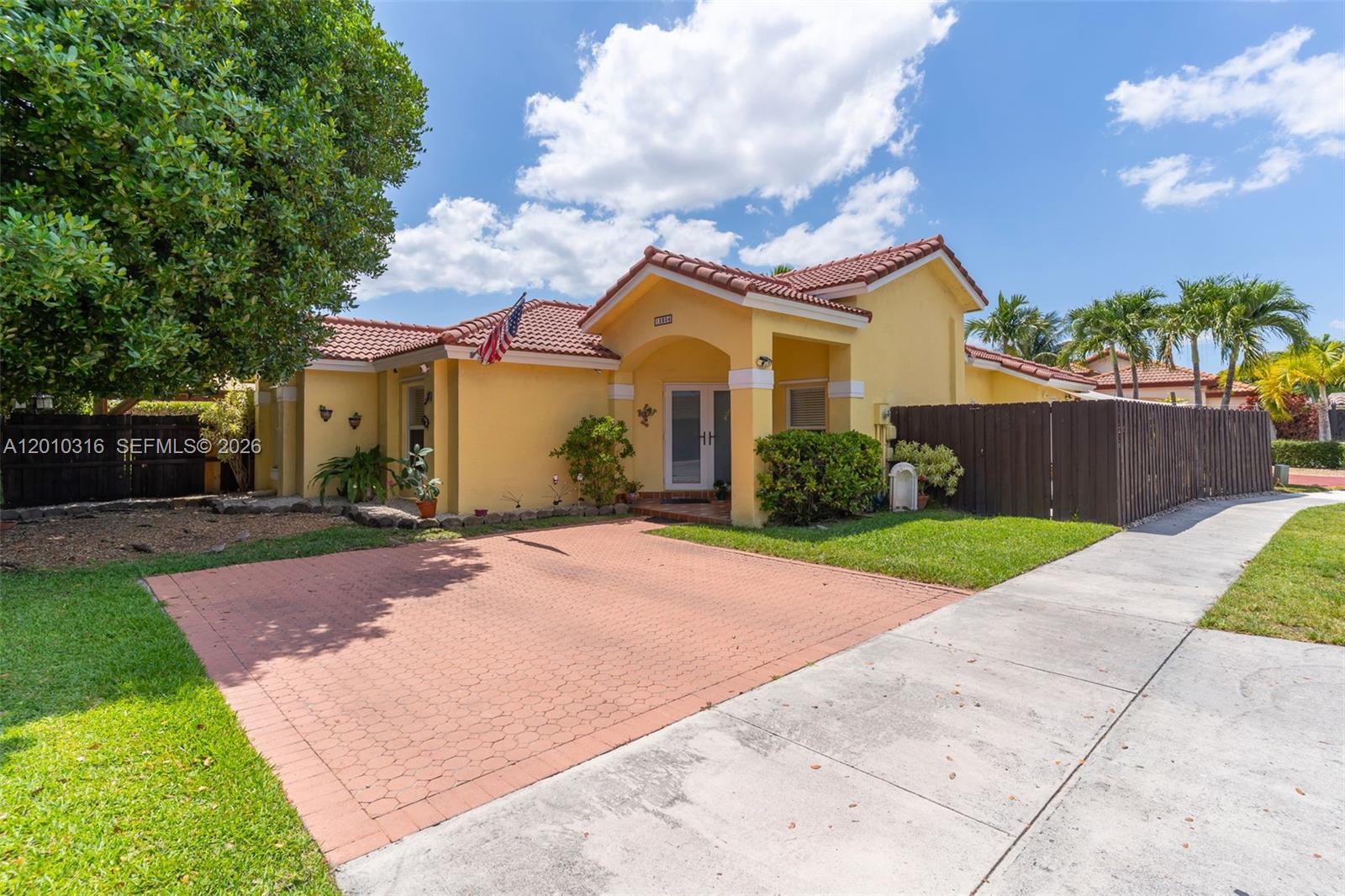 Shoma Homes At Imperial L
