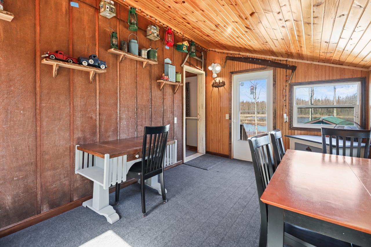 Diamond Lake (LDF) Property 8446 Mast Dr Photo 12