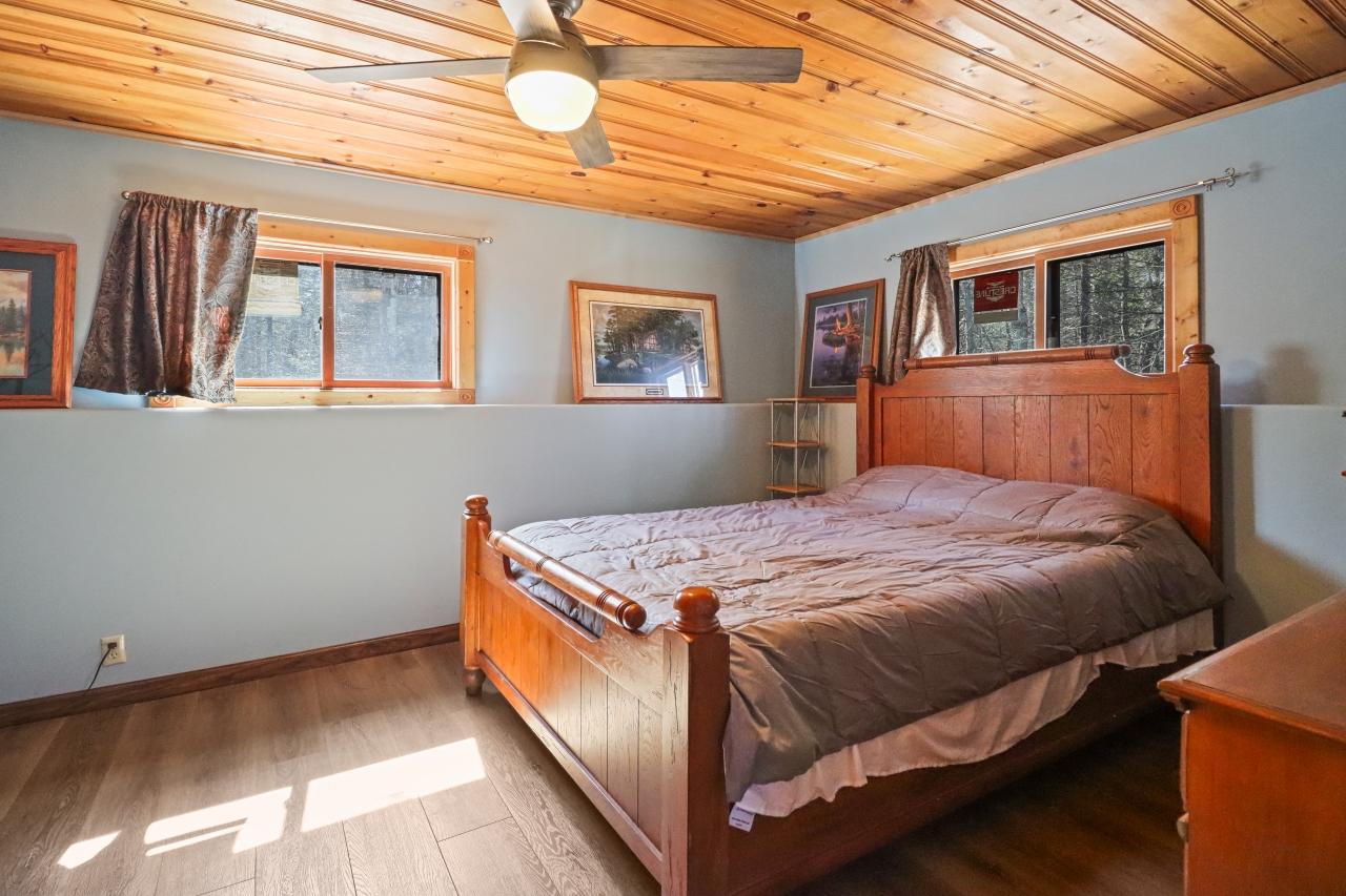 Diamond Lake (LDF) Property 8446 Mast Dr Photo 15