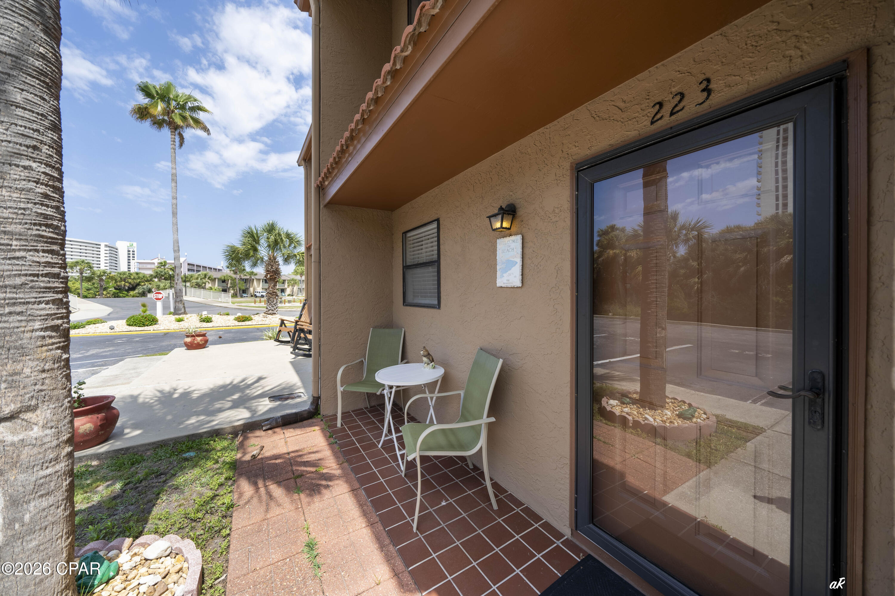 Image 42 For 223 Grande Island Boulevard