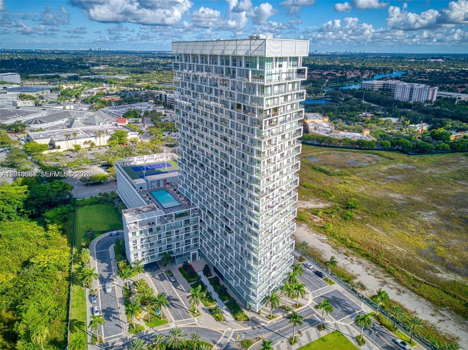 Metropica North Tower One