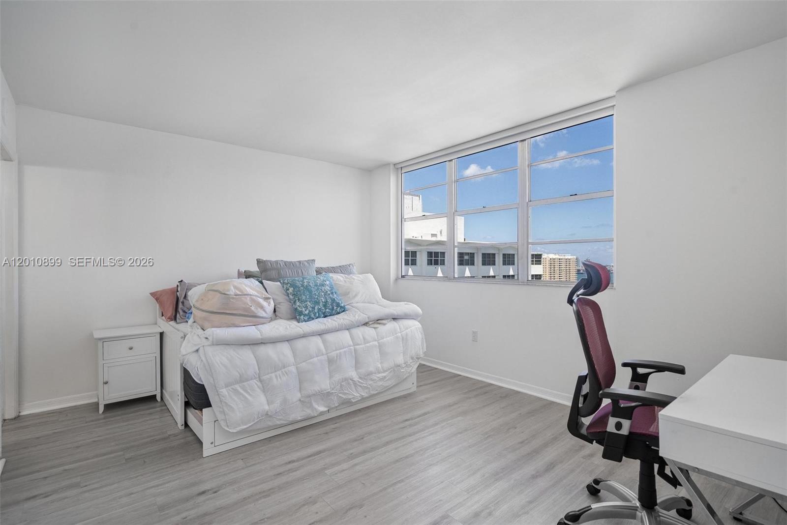 Property photo # 8